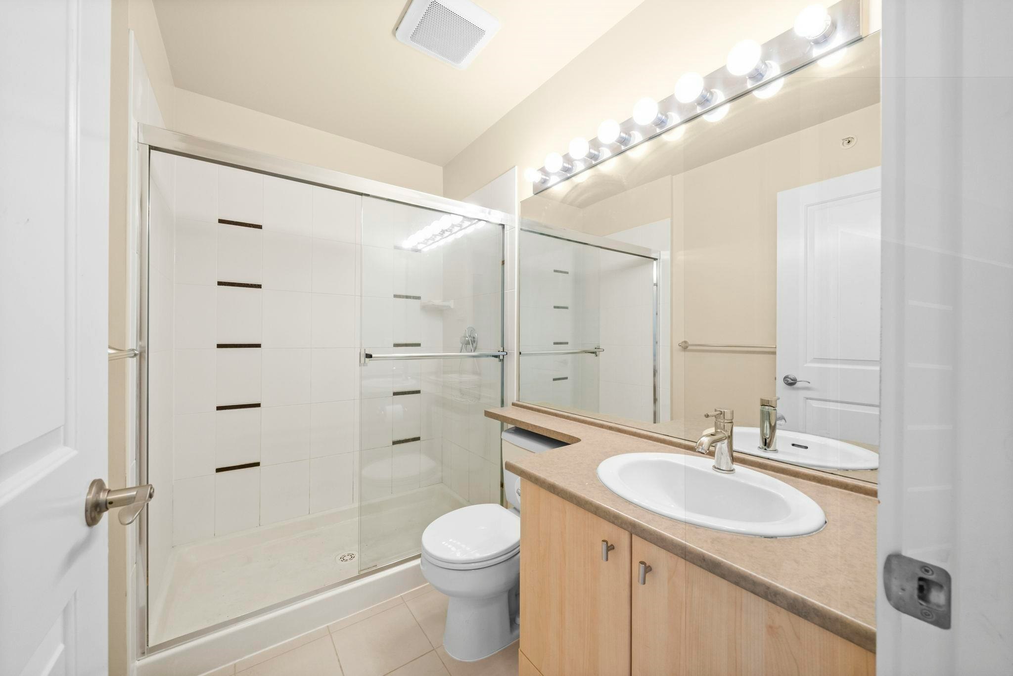 131-9229 University Crescent, Burnaby, BC, V5A 4Z2 - 30