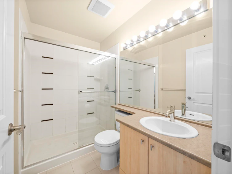 131-9229 University Crescent, Burnaby, BC, V5A 4Z2 - 30