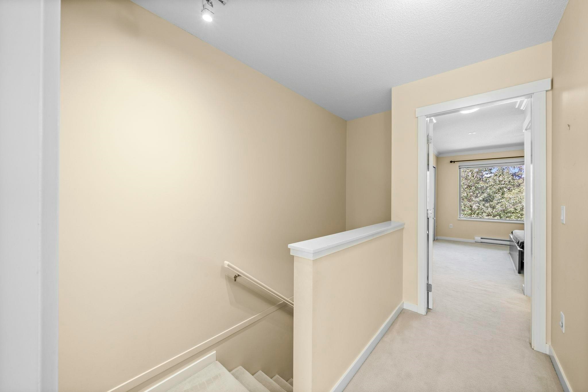 131-9229 University Crescent, Burnaby, BC, V5A 4Z2 - 33