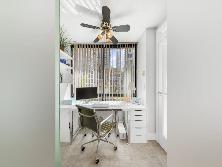 304-1003 Burnaby Street, Vancouver, BC, V6E 4R7 - 22