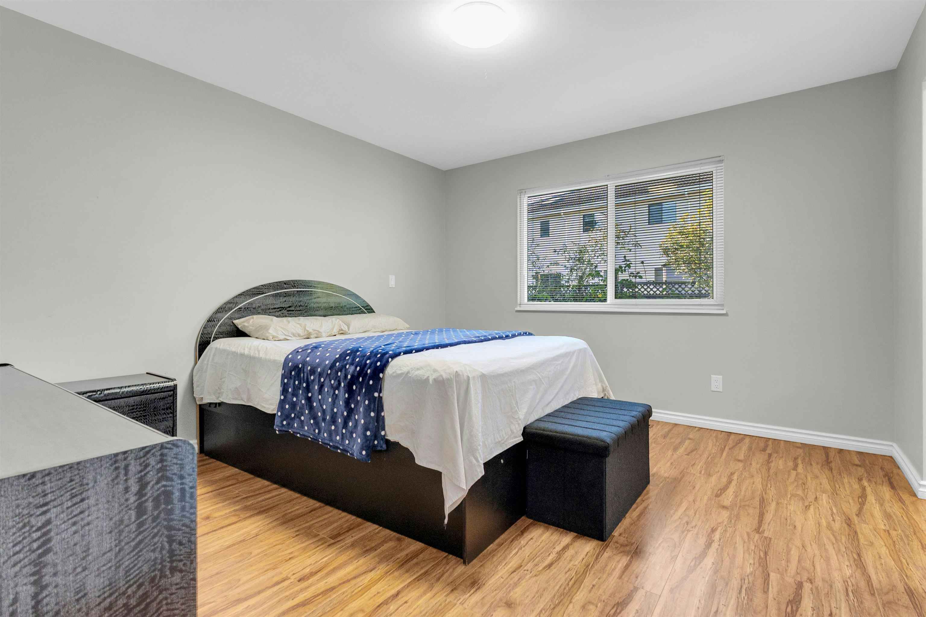 12905 65 Avenue, Surrey, BC, V3W 9H4 - 12