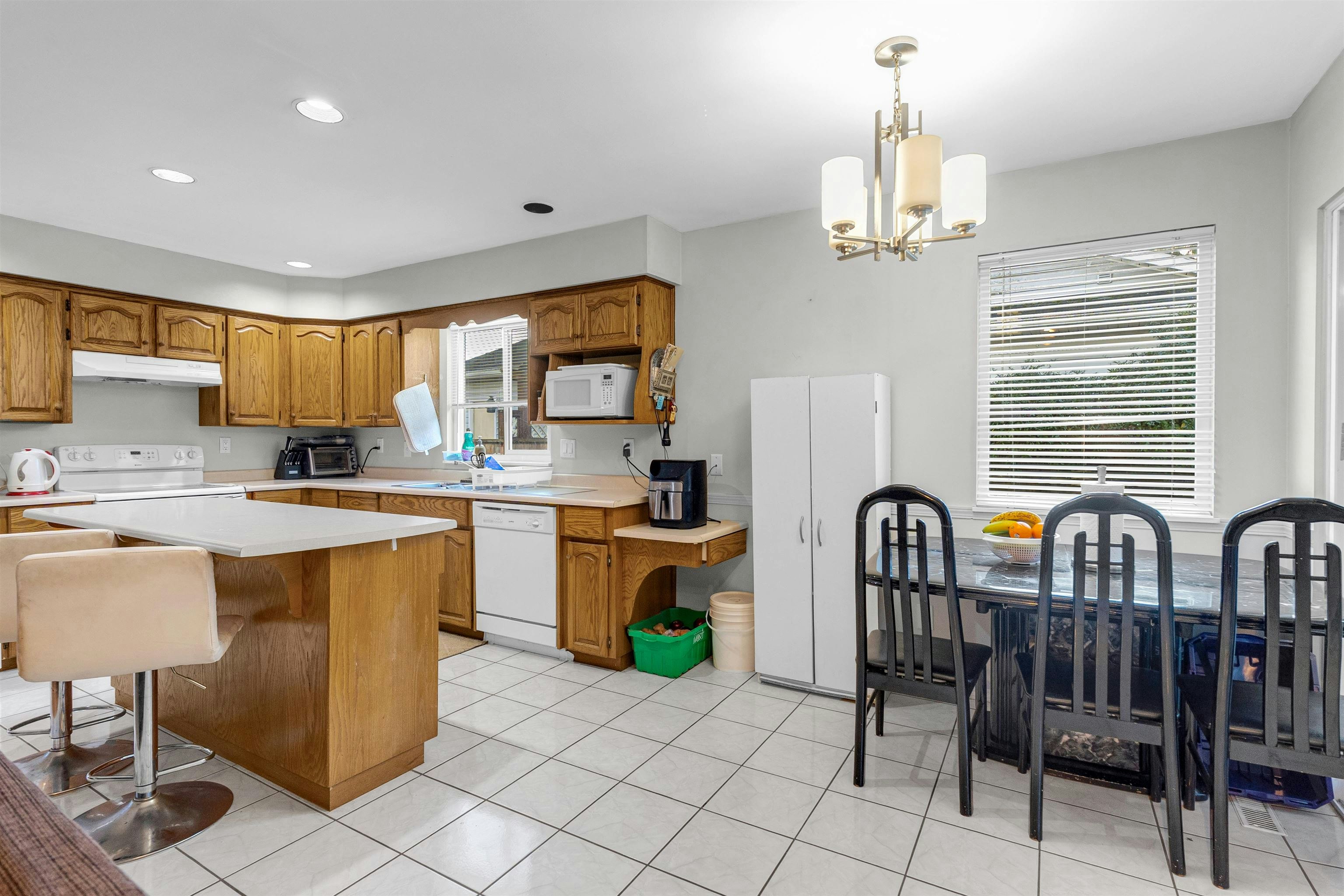 12905 65 Avenue, Surrey, BC, V3W 9H4 - 8