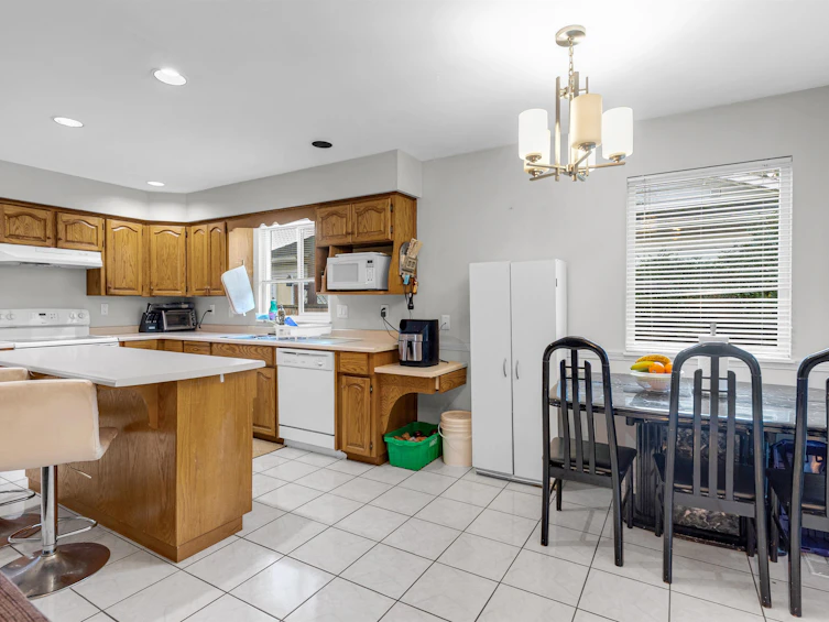 12905 65 Avenue, Surrey, BC, V3W 9H4 - 8