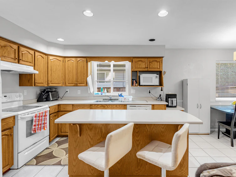 12905 65 Avenue, Surrey, BC, V3W 9H4 - 6
