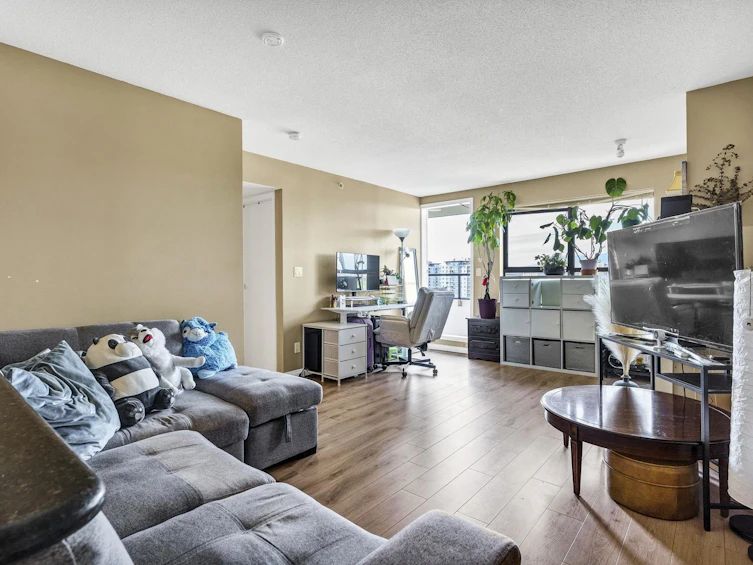 1303-6611 Cooney Road, Richmond, BC, V6Y 4C5