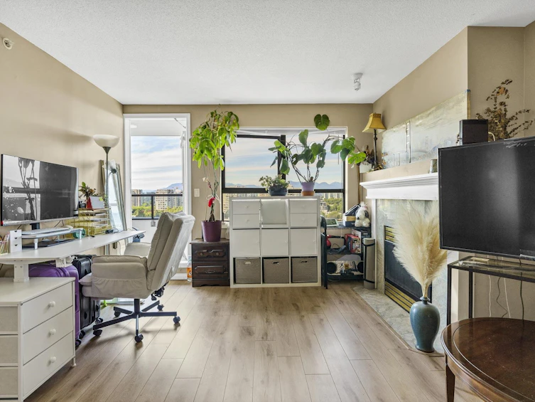 1303-6611 Cooney Road, Richmond, BC, V6Y 4C5 - 2