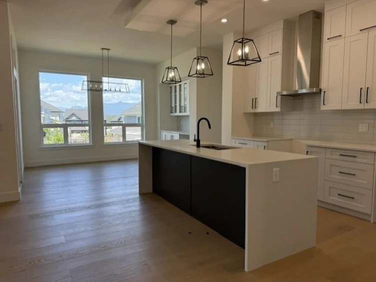 10070 178 Street, Surrey, BC, V4N 5V9 - 2