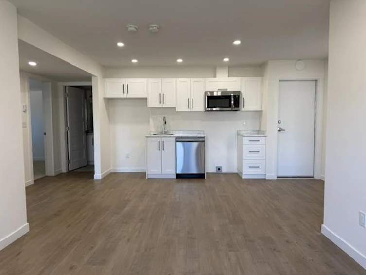 10070 178 Street, Surrey, BC, V4N 5V9 - 5