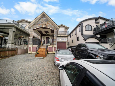 312 Jardine Street - 2