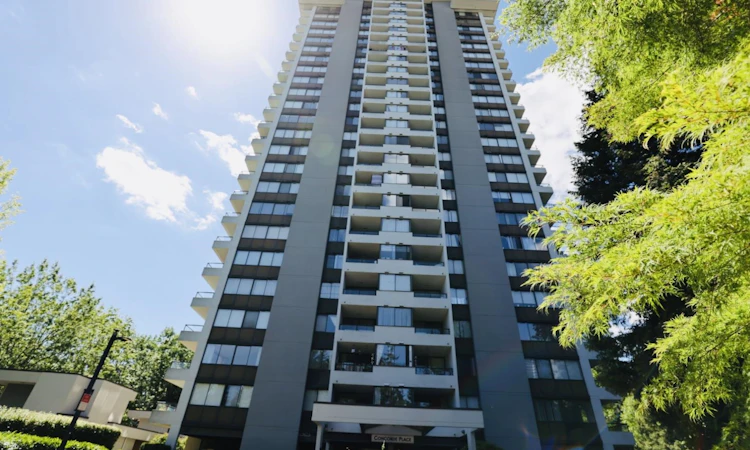 507-9521 Cardston Court