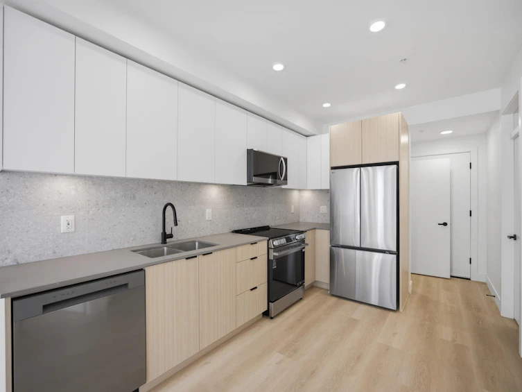 512-13455 94a Avenue, Surrey, BC, V3V 0H3 - 6
