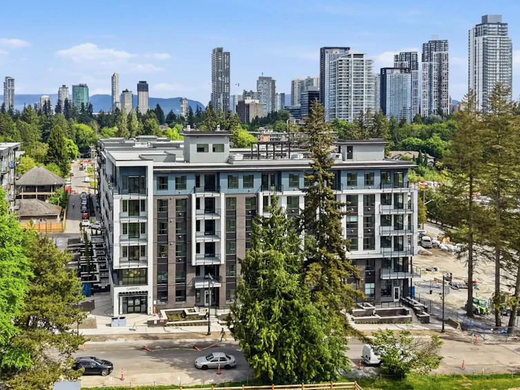 512-13455 94a Avenue, Surrey, BC, V3V 0H3