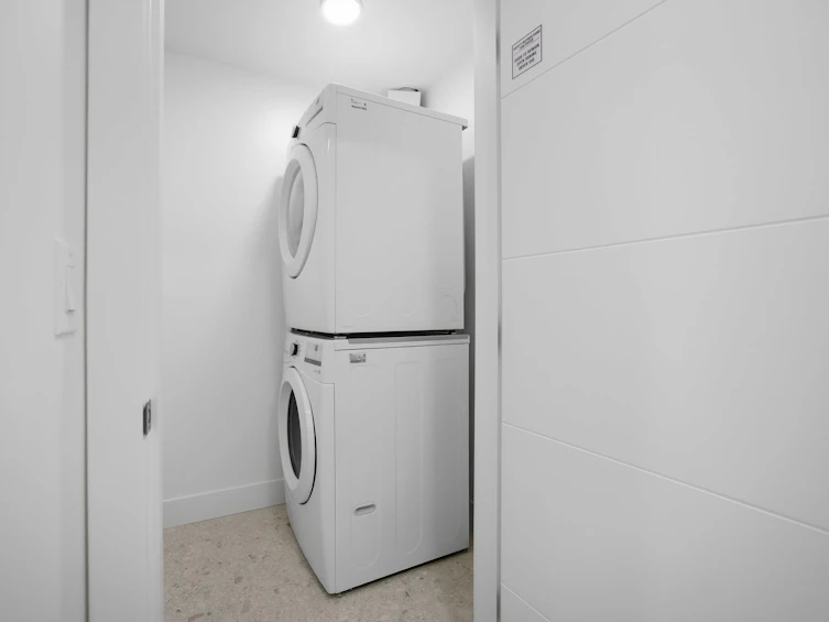 512-13455 94a Avenue, Surrey, BC, V3V 0H3 - 22