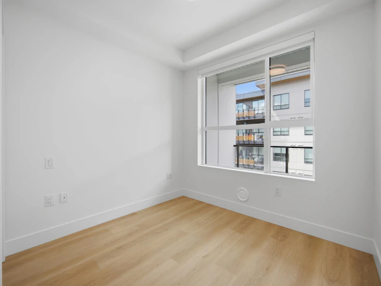 512-13455 94a Avenue, Surrey, BC, V3V 0H3 - 12