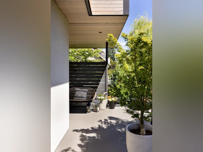 452 E 4th Street - 4