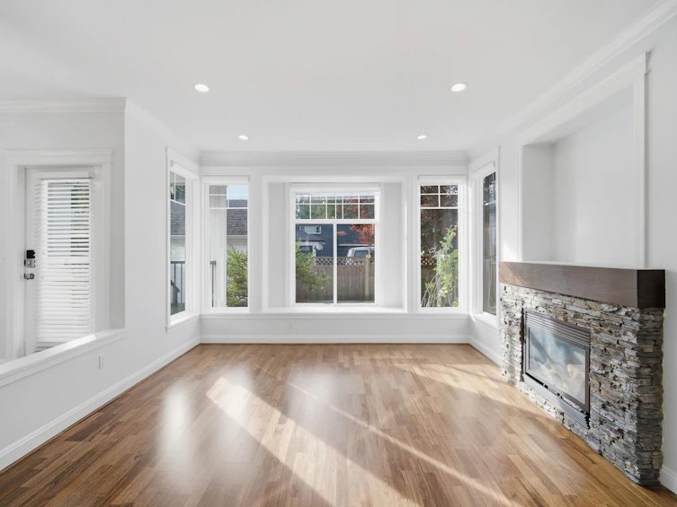 2411 George Street, North Vancouver, BC, V7P 2N4 - 7