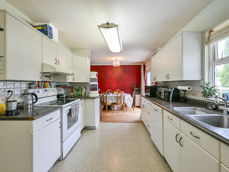8532 Brooke Road, Delta, BC, V4C 4G1 - 12