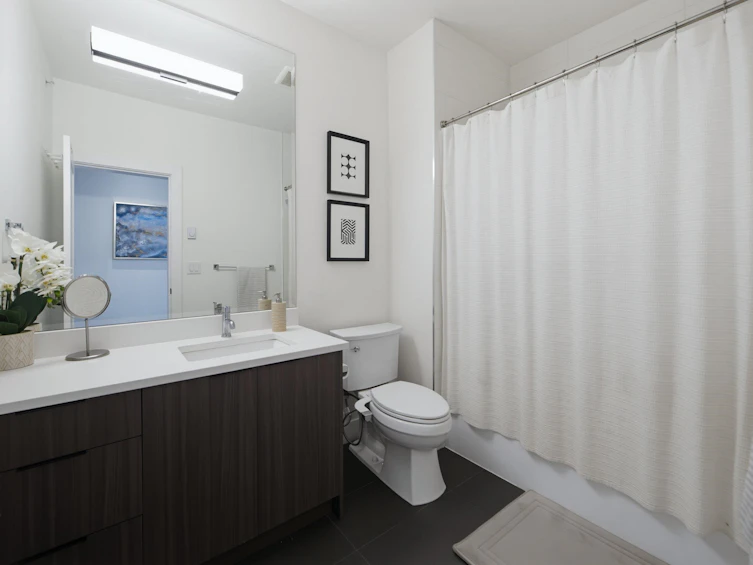 8163 202 Street, Langley, BC, V2Y 3K2 - 8