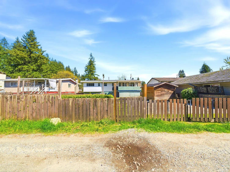 3561 York Street, Port Coquitlam, BC, V3B 4A8 - 32