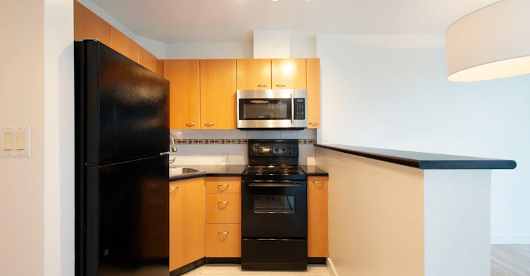 309-1331 Alberni Street, Vancouver, BC, V6E 4S1 - 5