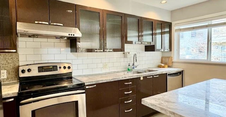 9533 Granville Avenue, Richmond, BC, V6Y 1P9 - 9