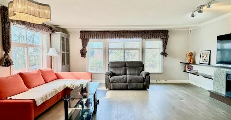 9533 Granville Avenue, Richmond, BC, V6Y 1P9 - 2