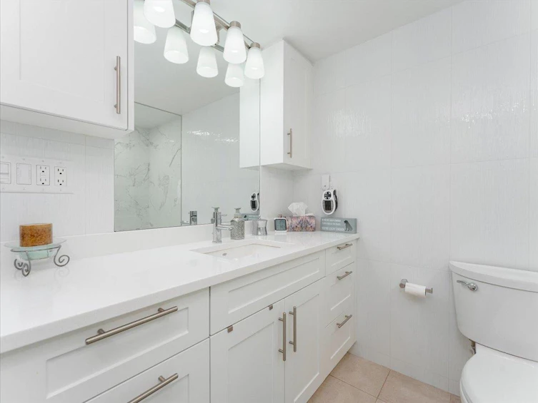 12C-328 Taylor Way, West Vancouver, BC, V7T 2Y4 - 22