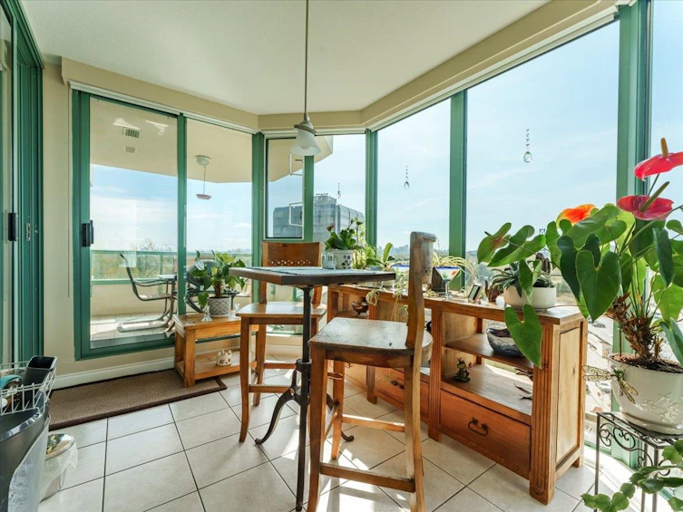 12C-328 Taylor Way, West Vancouver, BC, V7T 2Y4 - 17