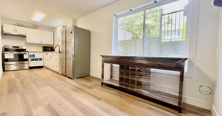 LOWER LEVEL-1695X 84 Avenue, Surrey, BC, V4N 4V3 - 8