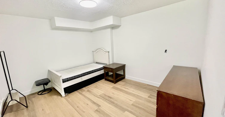 lower level-1965x 84 Avenue, Surrey, BC, V4N 4V3 - 5