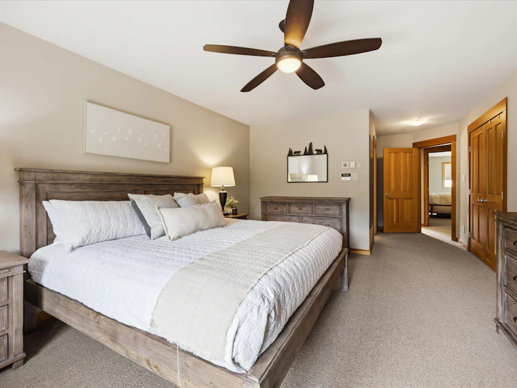 8323 Glen Abbey Lane, Whistler, BC, V8E 1J7 - 16