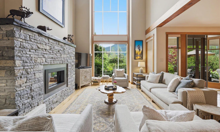8323 Glen Abbey Lane