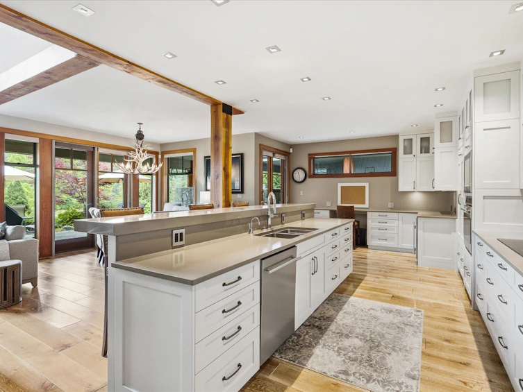 8323 Glen Abbey Lane, Whistler, BC, V8E 1J7 - 7