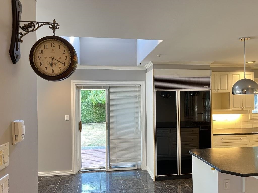 8575 Captains Cove, Vancouver, BC, V6P 6S1 - 9