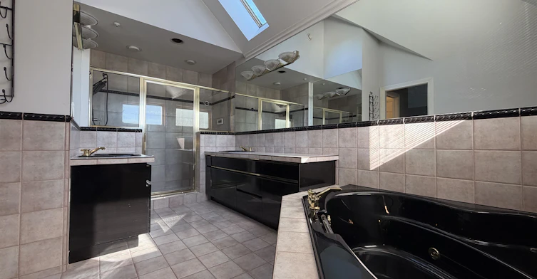 8575 Captains Cove, Vancouver, BC, V6P 6S1 - 11