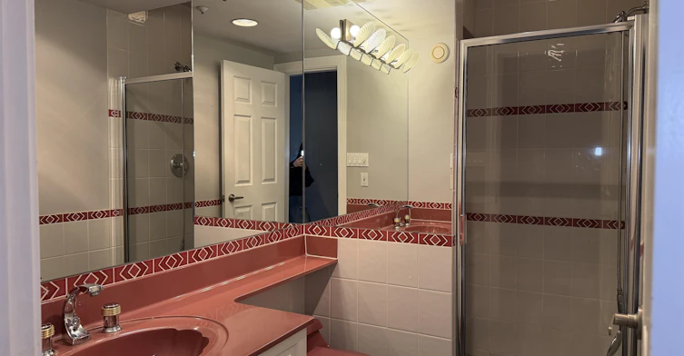 8575 Captains Cove, Vancouver, BC, V6P 6S1 - 4