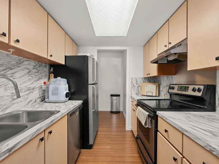 111-1341 George Street, Surrey, BC, V4B 4A1 - 14