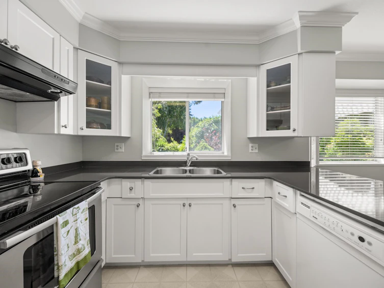 12994 20 Avenue, Surrey, BC, V4A 1Y9 - 7