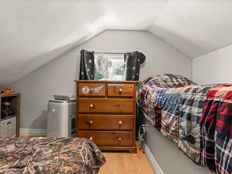 325 Hudson Bay Street, Hope, BC, V0X 1L0 - 14