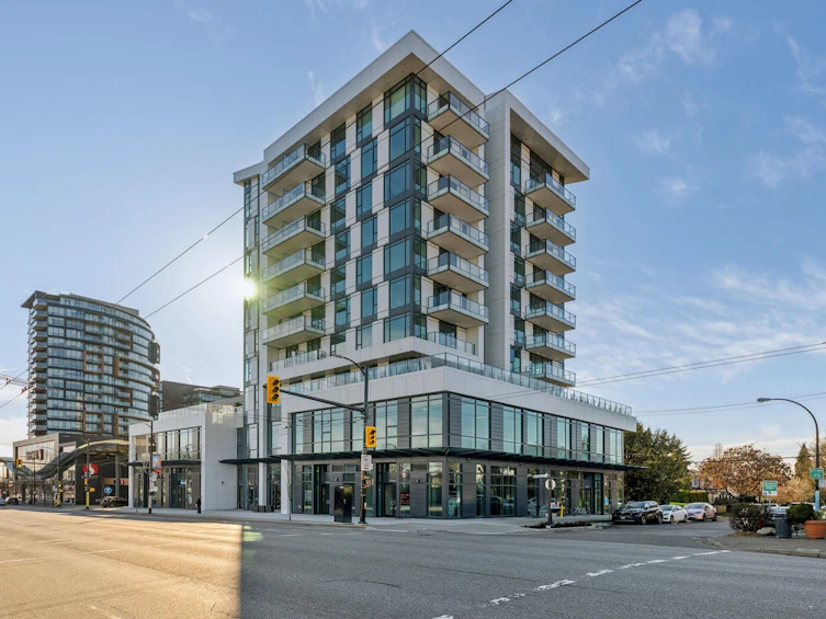 608-8415 Granville Street, Vancouver, BC, V6P 0M2