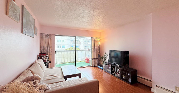 6380 Buswell St Richmond, Richmond, BC, V6Y 2G2 - 2