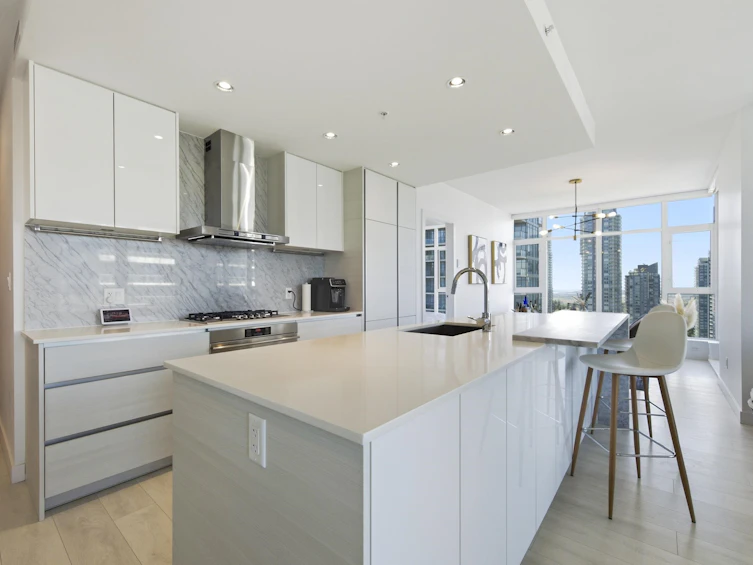 2506-4670 Assembly Way, Burnaby, BC, V5H 0H3 - 3