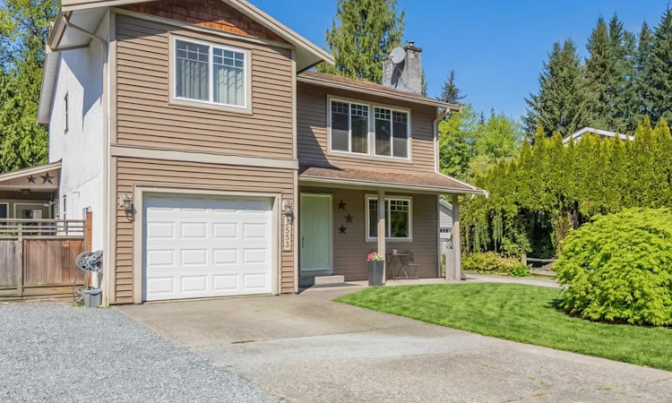 3553 Monashee Street