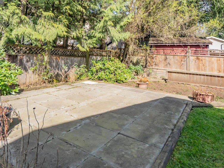 3553 Monashee Street, Abbotsford, BC, V2S 7H4 - 35