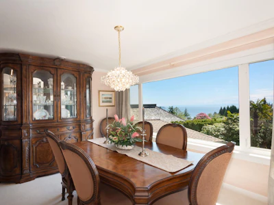 4228 Rockridge Crescent - 4