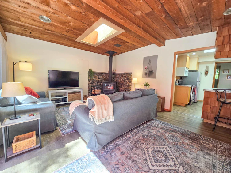 477 Gavin Road, Keats Island, BC, V0N 1V0 - 2