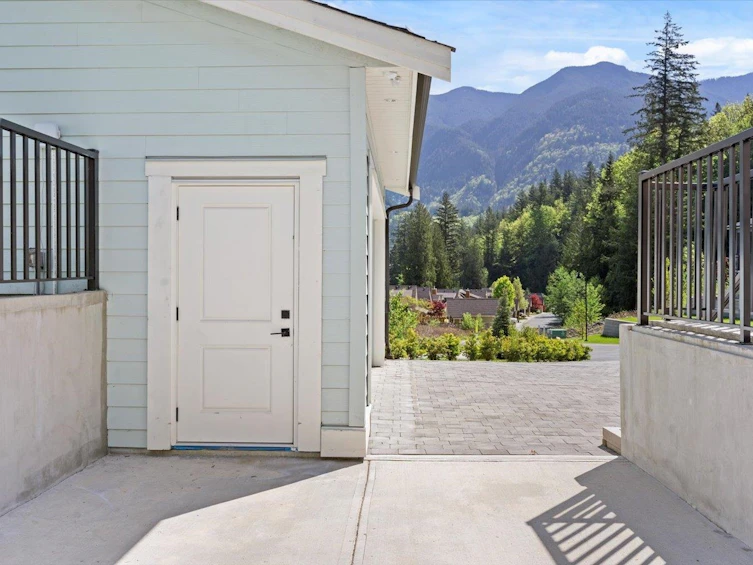 43360 Blue Grouse Lane, Cultus Lake, BC, V2R 0X8 - 39