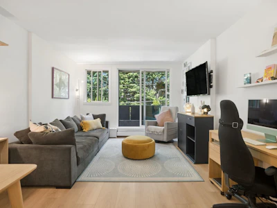 202-1867 West 3rd Avenue - 5