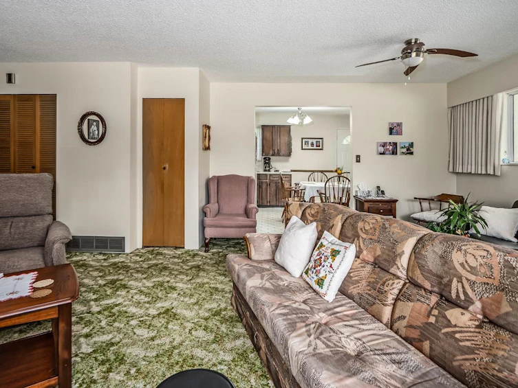 25792 Dewdney Trunk Road, Maple Ridge, BC, V4R 1Y4 - 17
