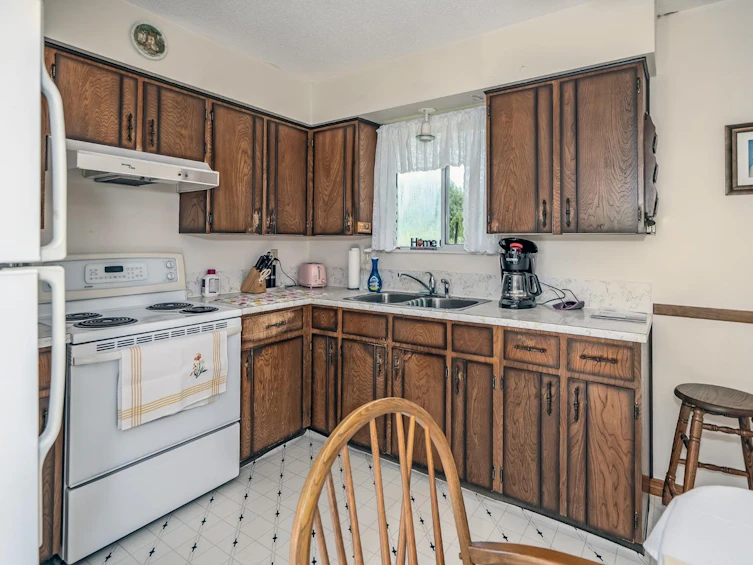 25792 Dewdney Trunk Road, Maple Ridge, BC, V4R 1Y4 - 7